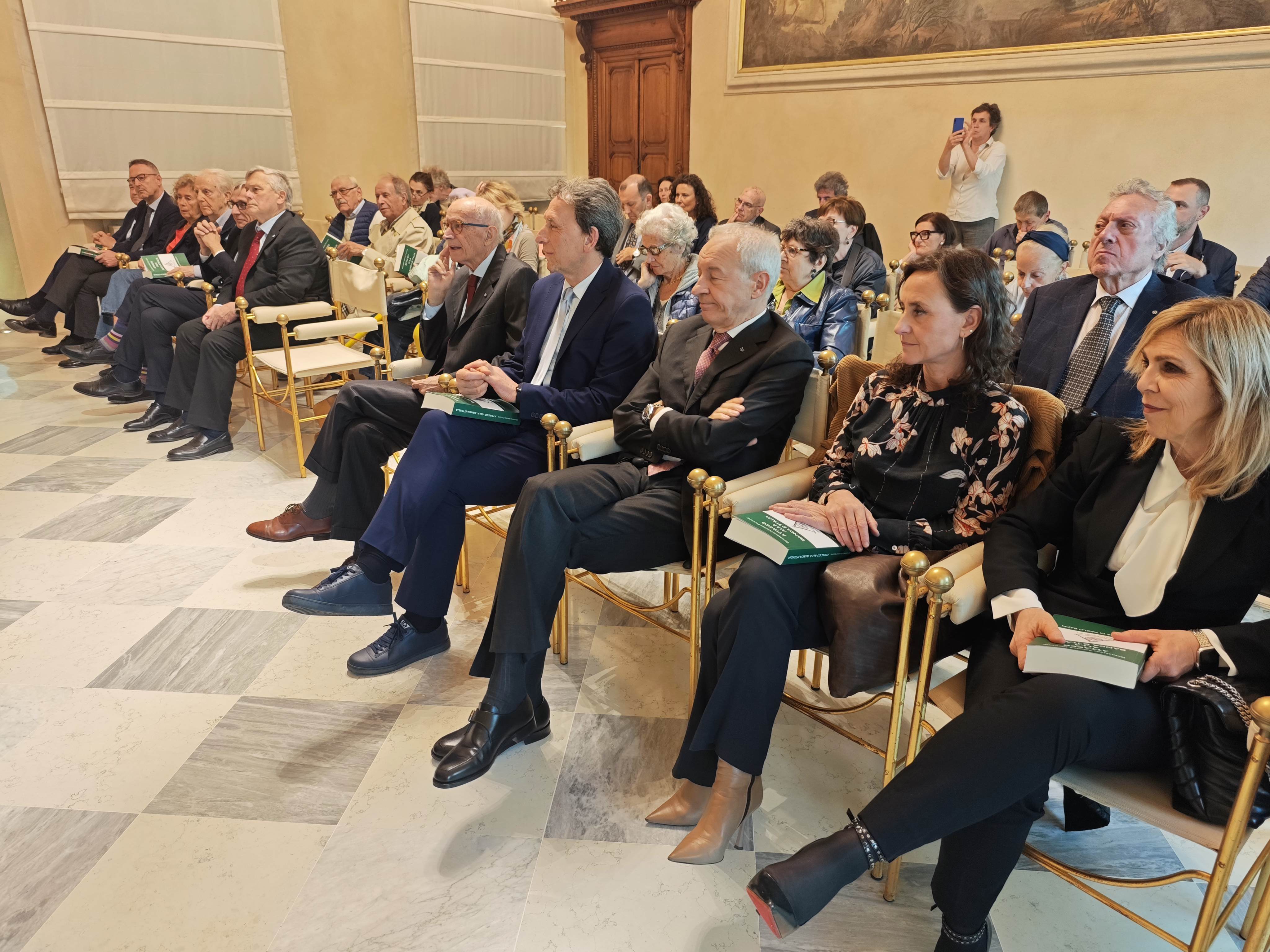 L'incontro si è svolto in Sala Panini del PalabancaEventi
