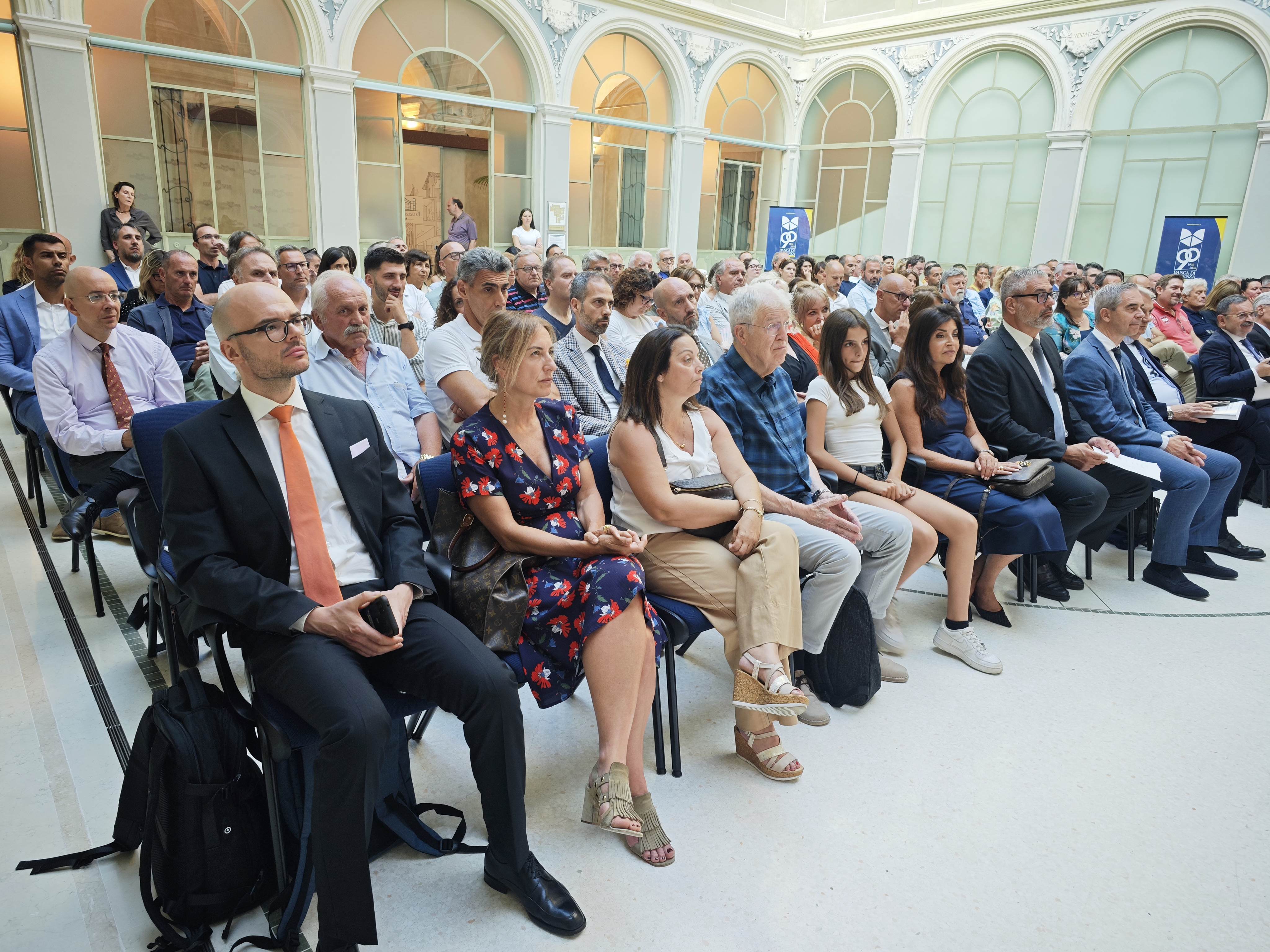 Pubblico numeroso in Sala Corrado Sforza Fogliani del PalabancaEventi