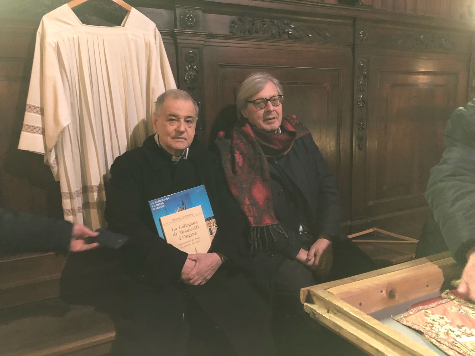 Sgarbi a Monticelli