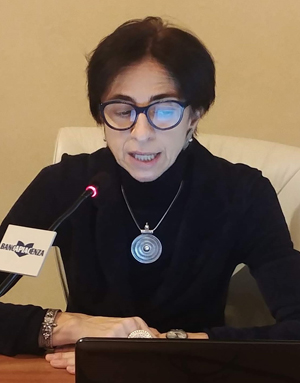 Valeria Poli