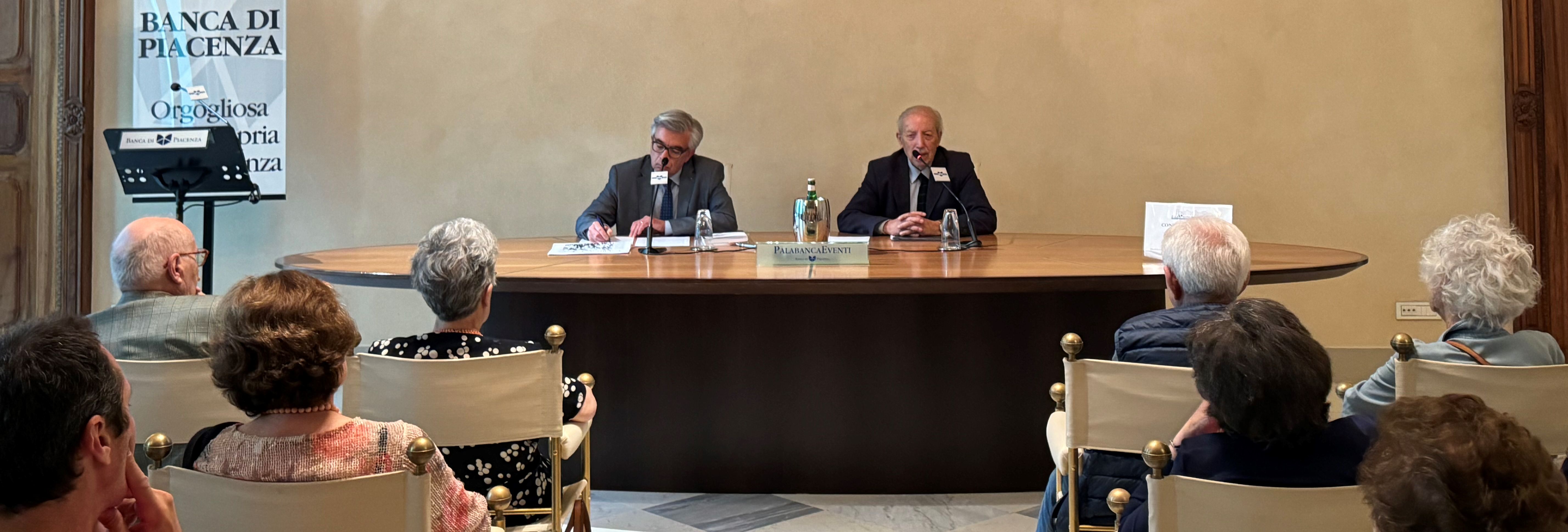 RICORDATO AL PALABANCAEVENTI «ARISI E' STATO ANCHE UN GRANDE GIORNALISTA»
